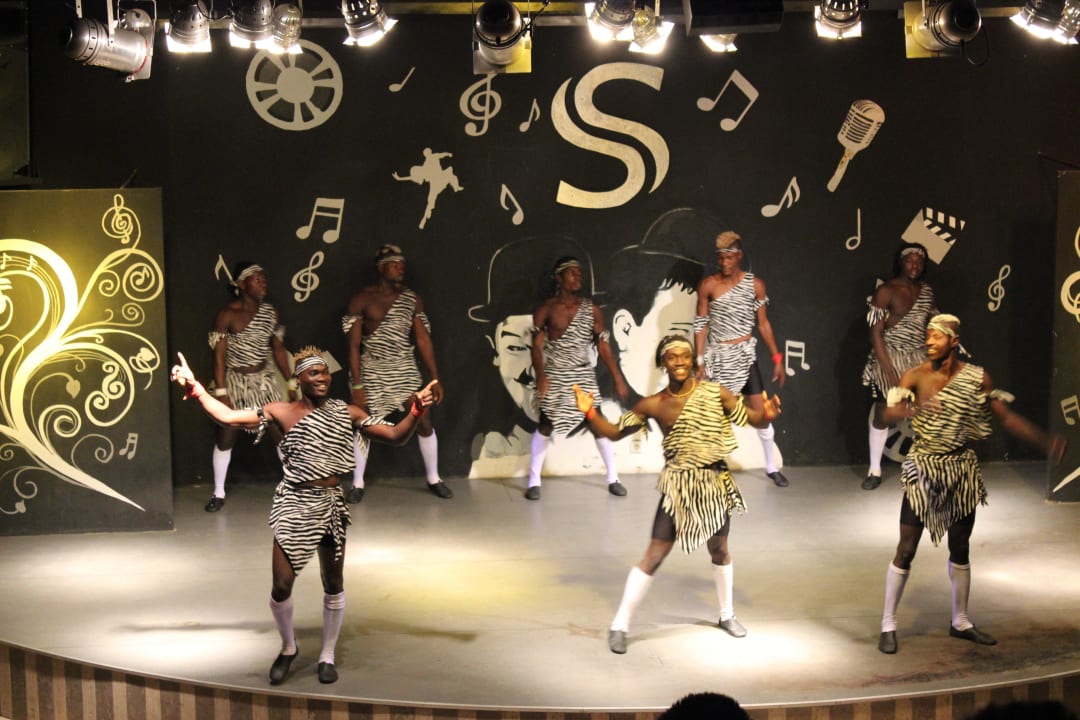 Acrobatic Show Saphir Resort & Spa