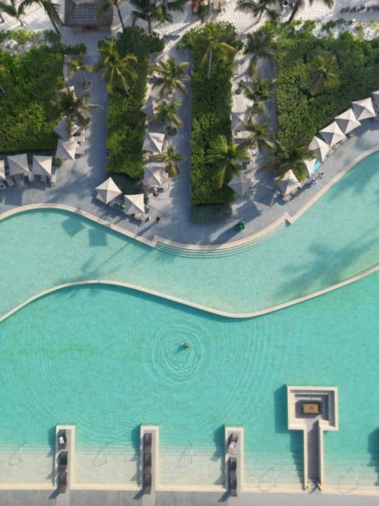 Pool Lopesan Costa Bávaro Resort, Spa & Casino