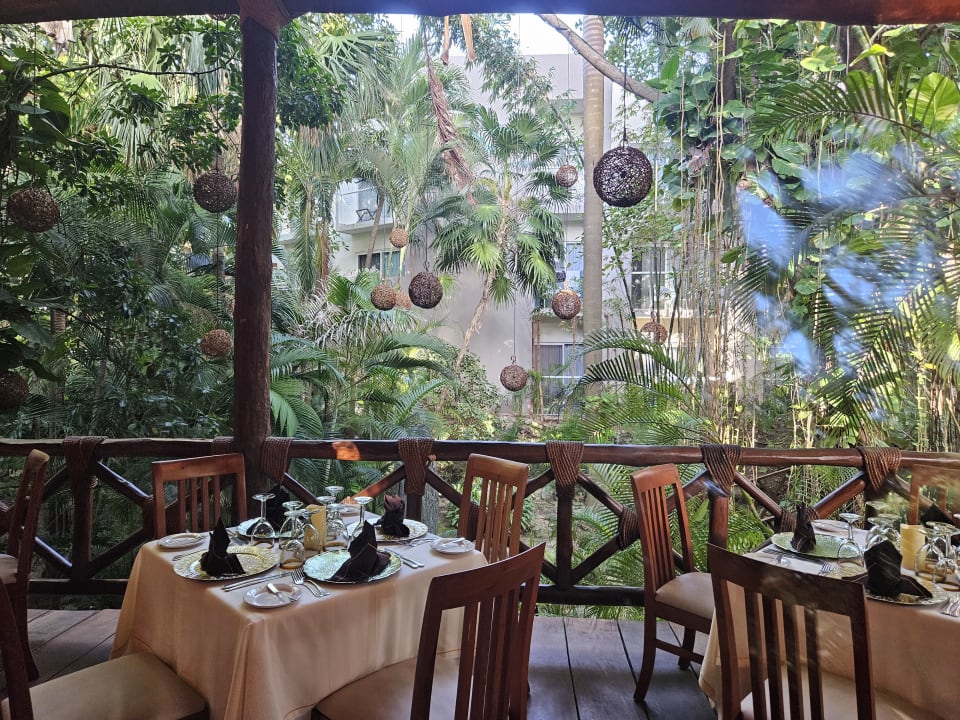 Gastro Viva Azteca by Wyndham - All Inclusive Resort