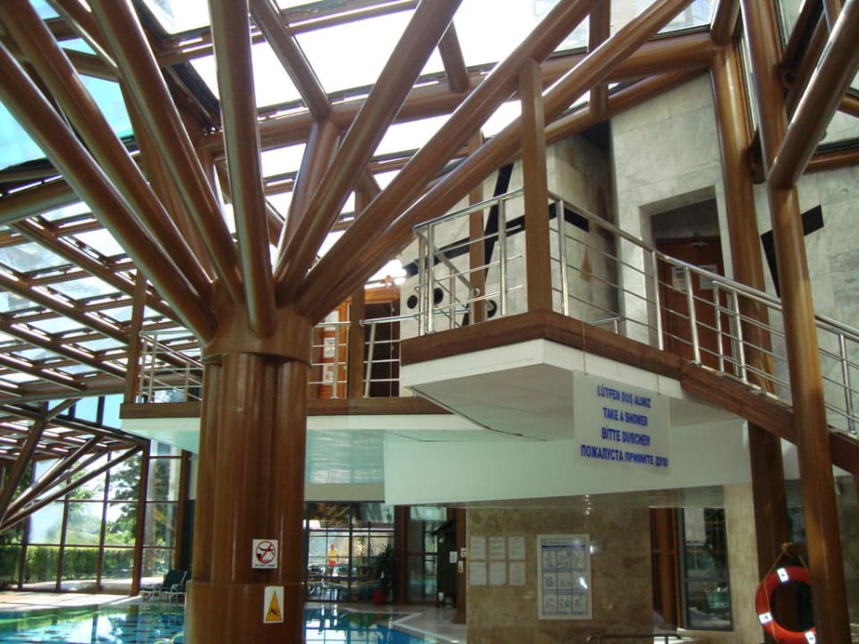 Elk jaar word het binnen bad opgeknapt Limak Limra Hotel & Resort