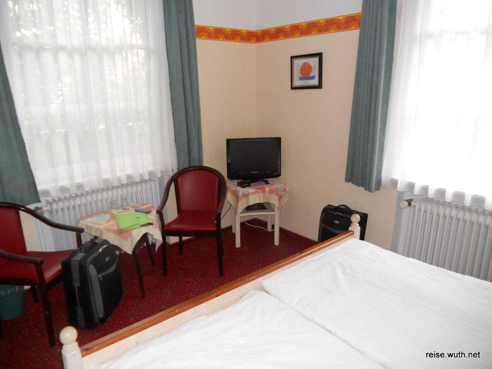 TV und Sitzecke Hotel Sealords