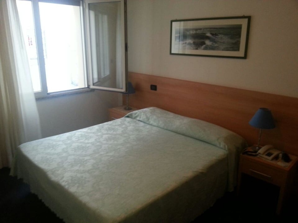 Sauberes Hotelzimmer! Hotel Ciao