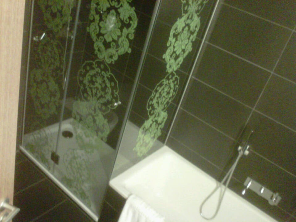 Bad Hotel NH Frankfurt Messe