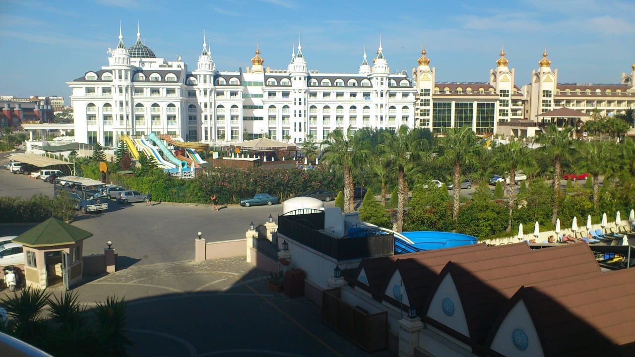 Blickauf die Hotelumgebung Side Lilyum Hotel & Spa