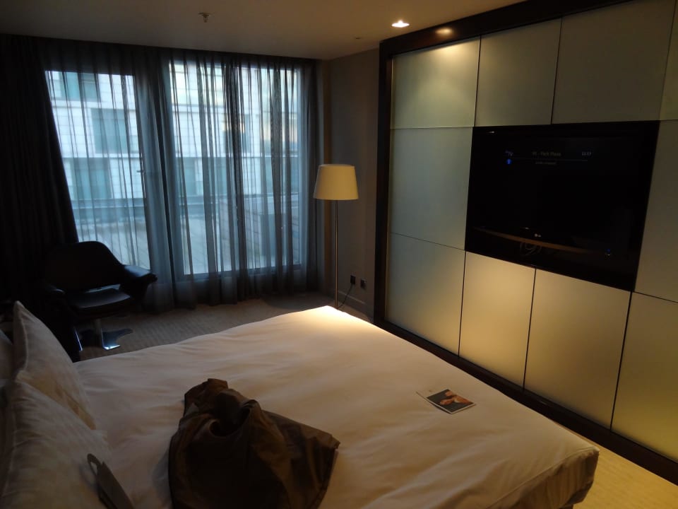Schlafzimmer Park Plaza Westminster Bridge London