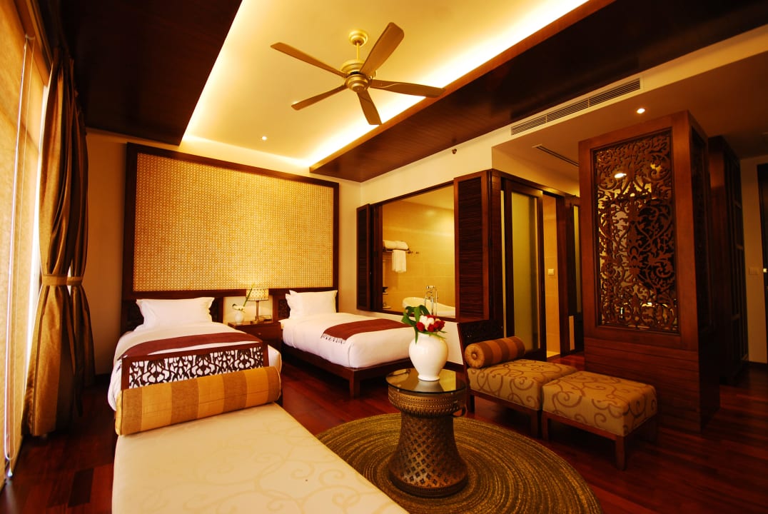 Deluxe Twin room  Anantara Angkor Resort
