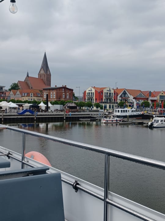 Ausblick Restaurant & Pension Eshramo