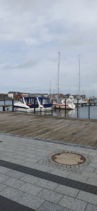 Ausblick Hafenhotel Meereszeiten