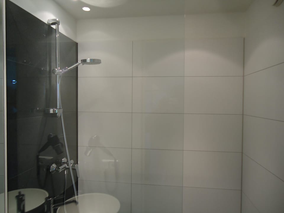 Dusche Motel One München-Garching