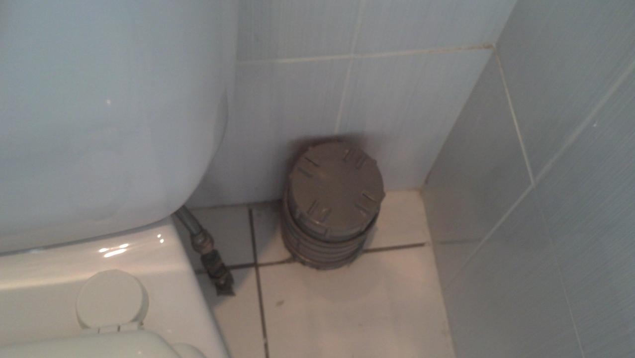 Neben der Toilette Hotel Euro Lodge Clapham