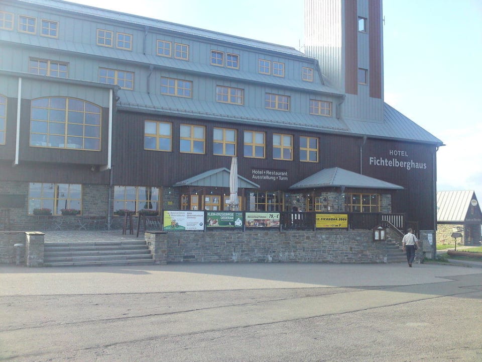 "Vorderseite Mit Turm" Hotel Fichtelberghaus (Oberwiesenthal ...