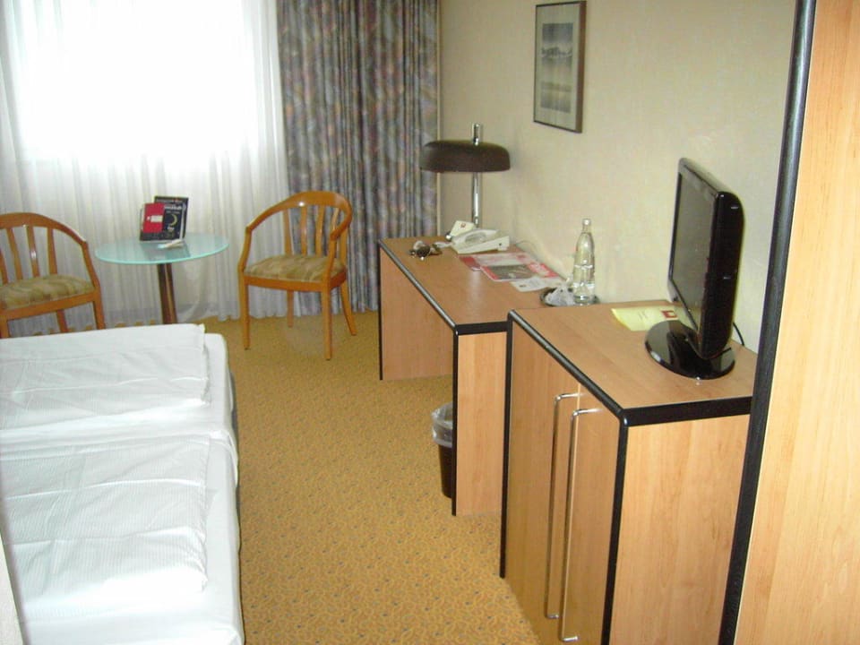 Unser Zimmer im 6ten Stock Leonardo Hotel Köln