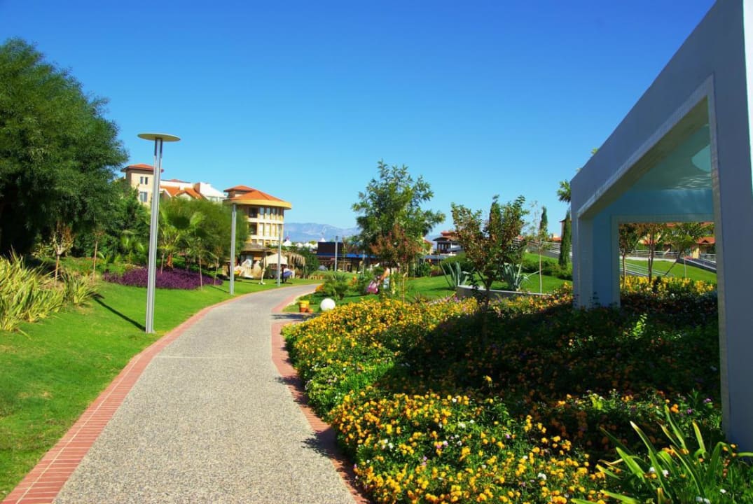 Außen/Ausblick/Garten/Anlage TUI BLUE Xanthe