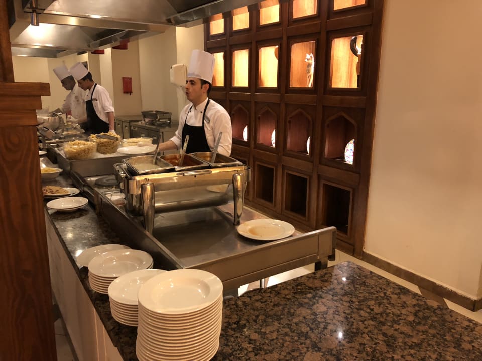 Abendbuffet im Hauptrestaurant -> Pastastation Steigenberger Aqua Magic