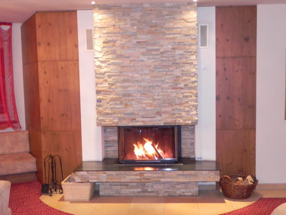 Kamin in der Bar Almwellness Hotel Pierer