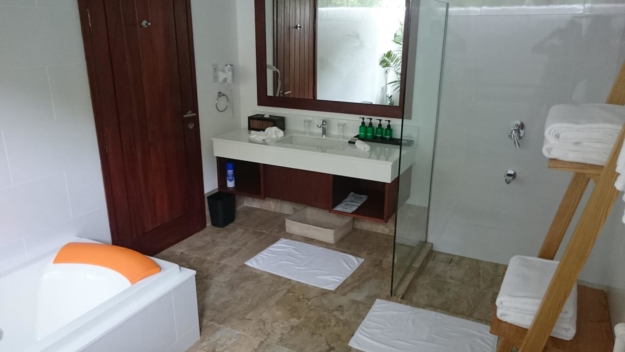 Bad Summer Island Maldives