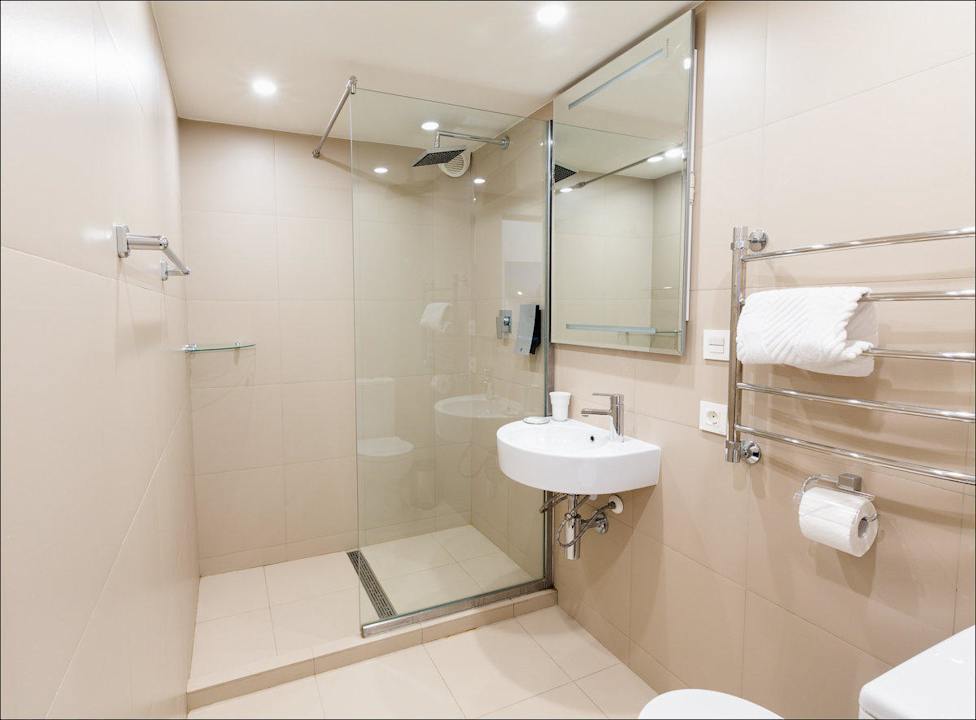 Family Room Bathroom Hotel Sleepbox