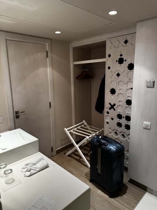 Zimmer Hotel La Badira