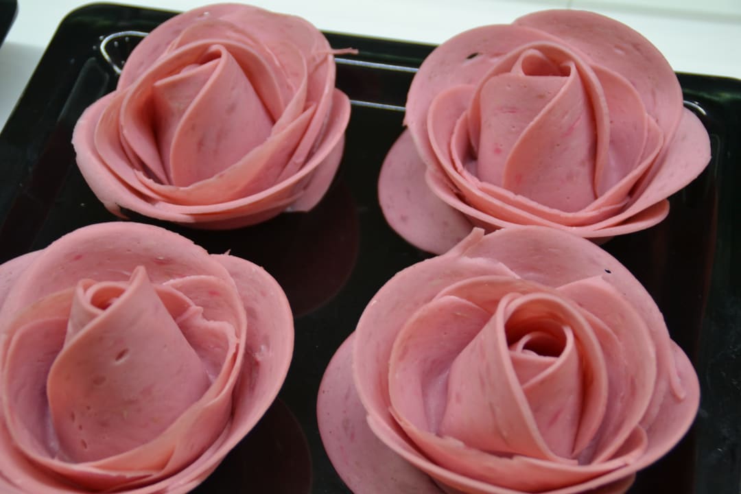 Wurstscheiben einmal anders Hane Family Resort