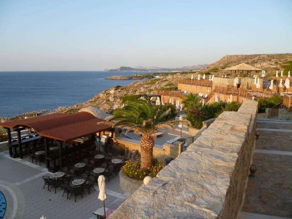 Blick über die Poolbar Hotel Kalithea Horizon Royal