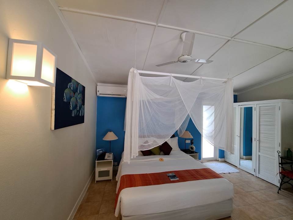 Zimmer Kuredu Island Resort & Spa