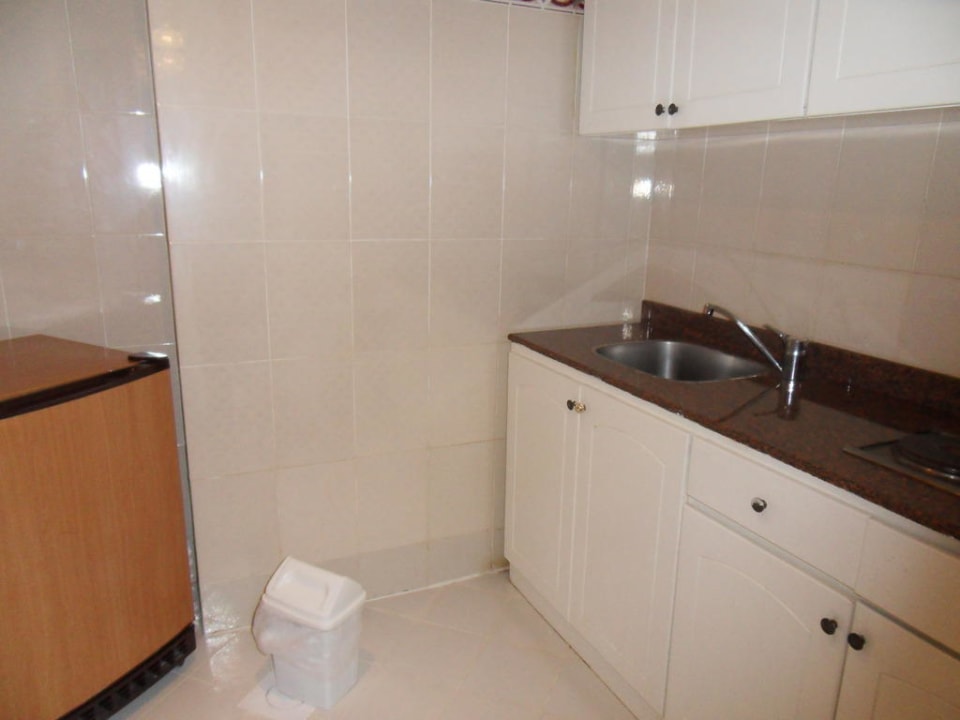 Küche im Familienzimmer Pickalbatros Alf Leila Wa Leila Resort - Neverland Hurghada