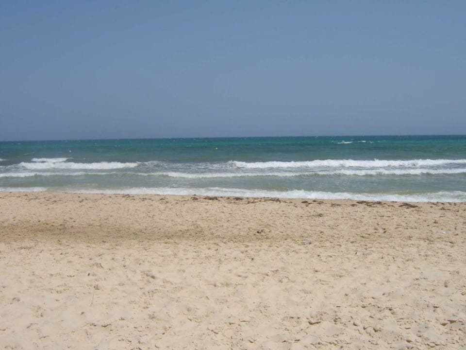 Strand des Royal Nozha Hotel Royal Nozha