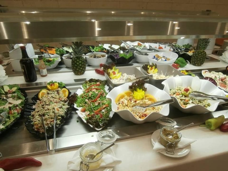 Ein Beispiel für das schön angerichtete Essen Caravia Beach Hotel