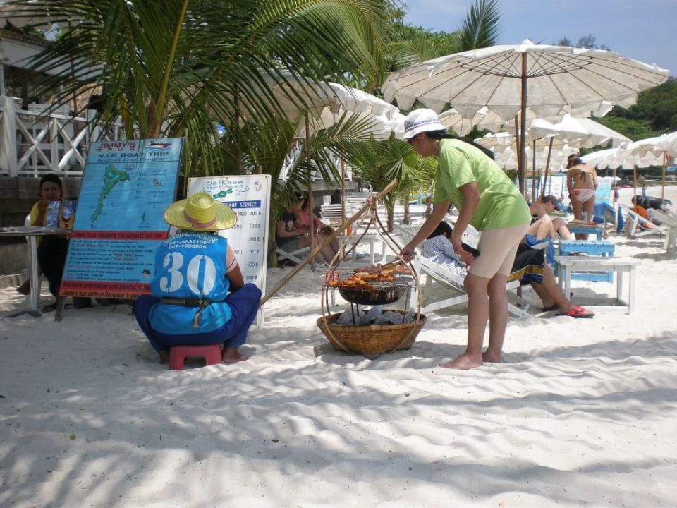 Essenzubereitung am Strand Sai Kaew Beach Resort