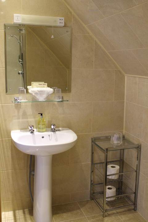 Bathroom Atholl Villa Guest House