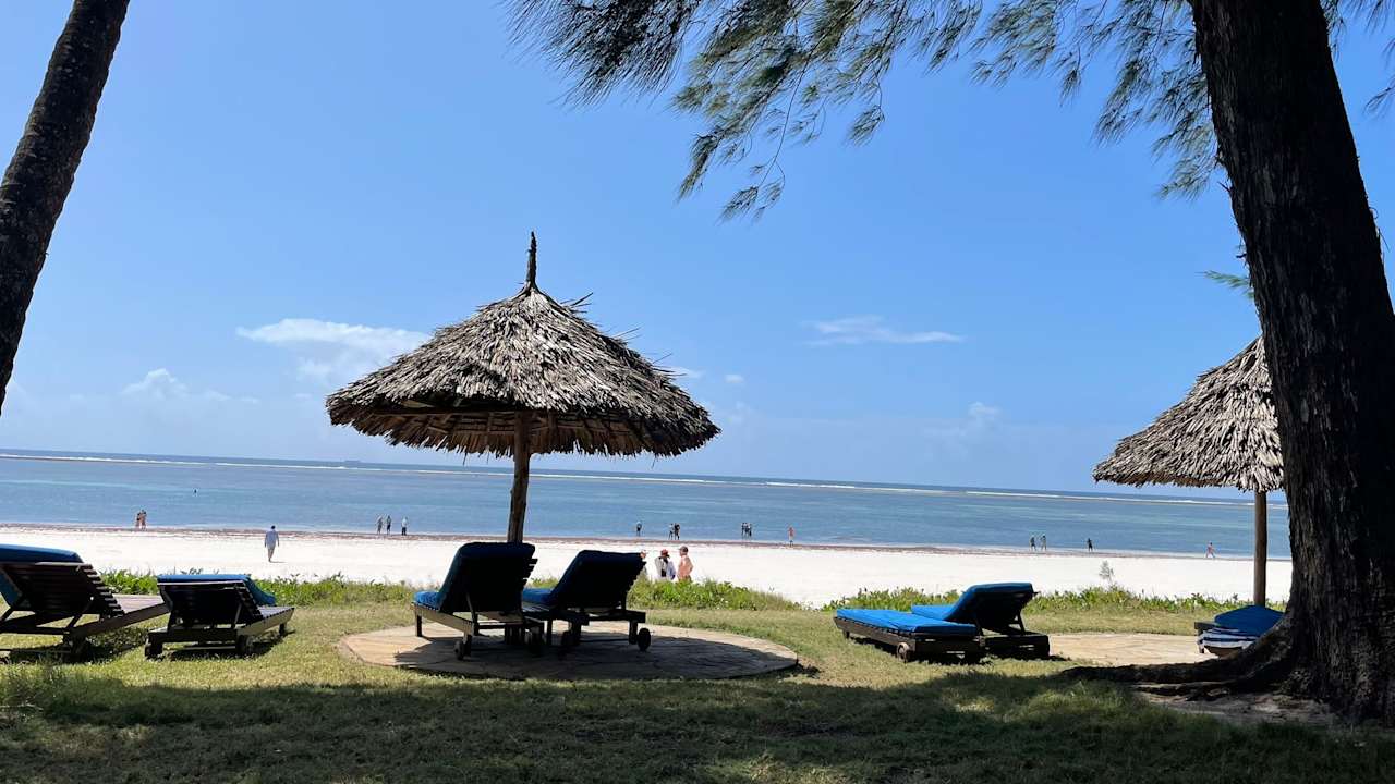 Strand Hotel Diani Sea Lodge