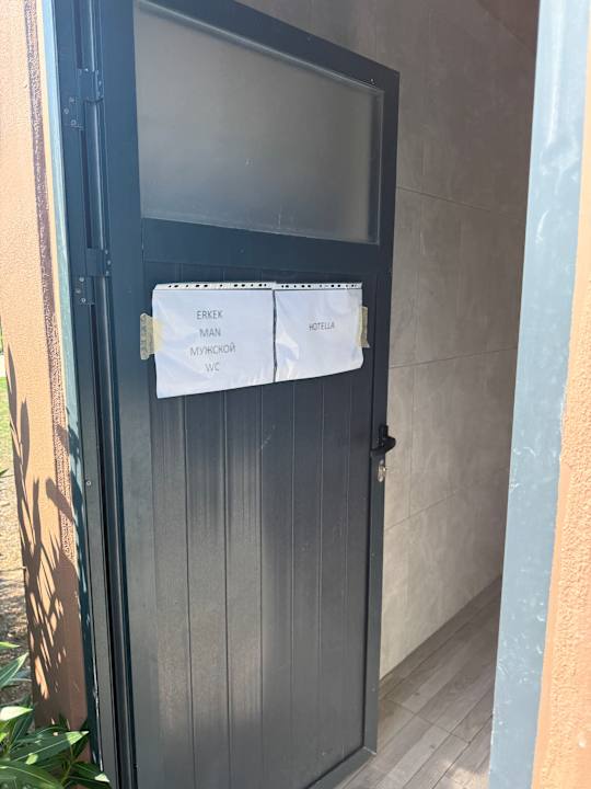 Strand Hotella Resort & Spa