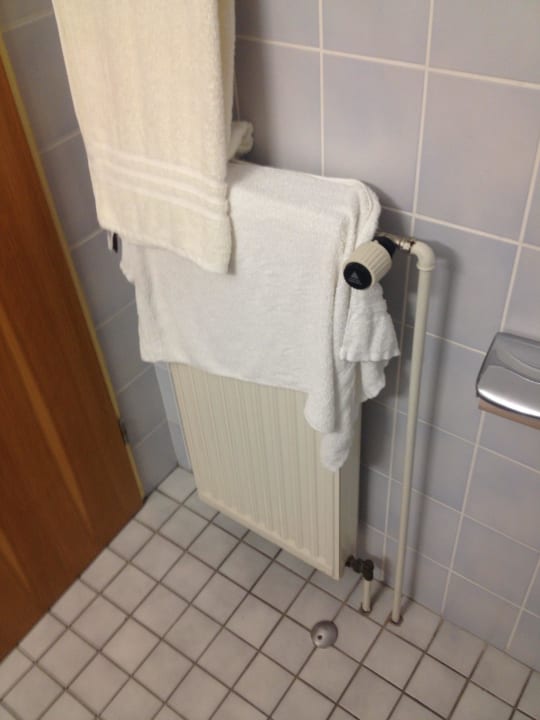 Bad in Zimmer 123 Upstalsboom Parkhotel