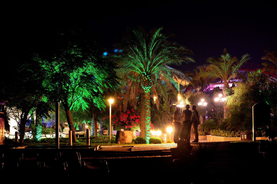 Widok nocny Dobedan Exclusive Hotel And Spa