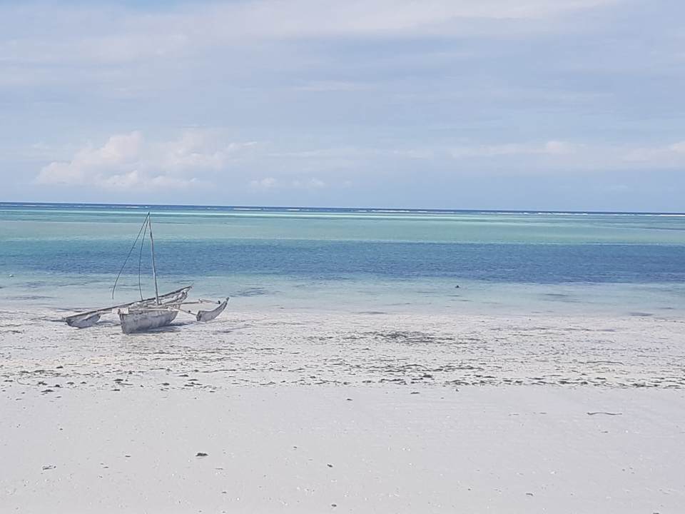 Strand Neptune Pwani Beach Resort & Spa