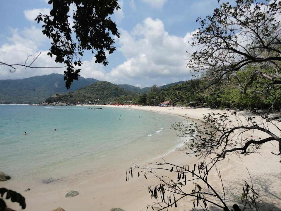 Blick auf den Strand Hotel Thongtapan Resort