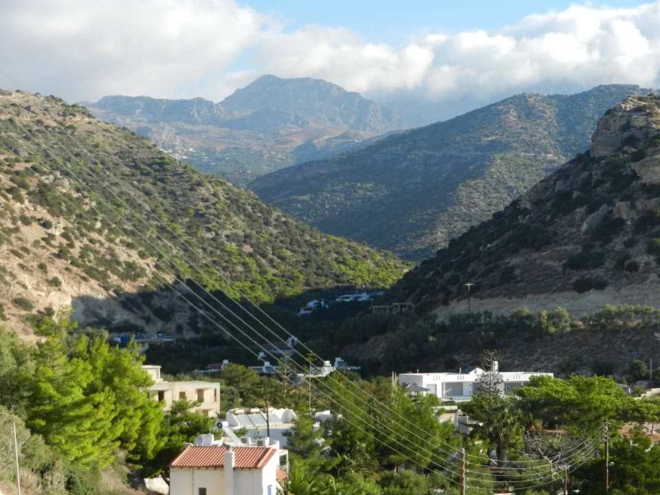 Blick ins Tal Hotel Kakkos Bay