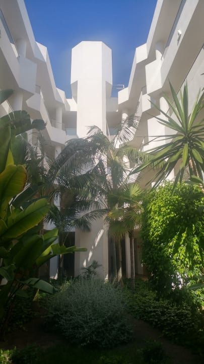 Gartenanlage Iberostar Waves Playa de Muro