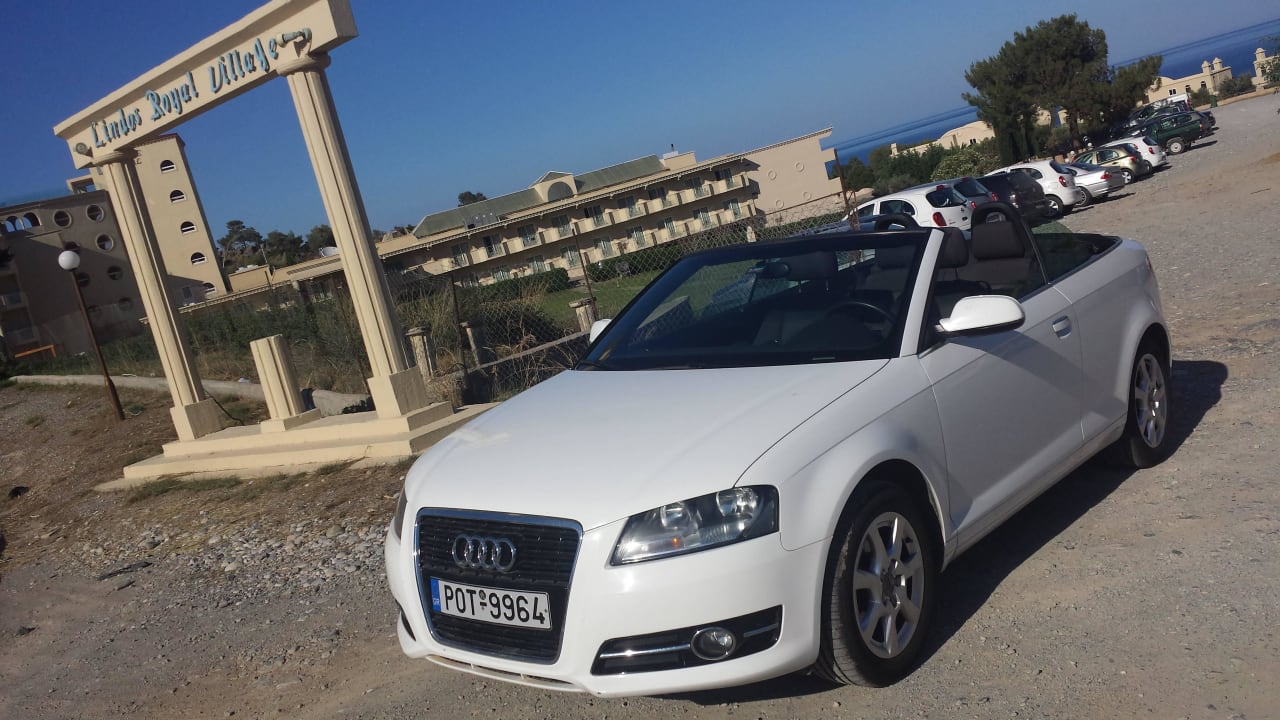 Ausblick vom Parkplatz zum Hotel Lindos Royal Resort