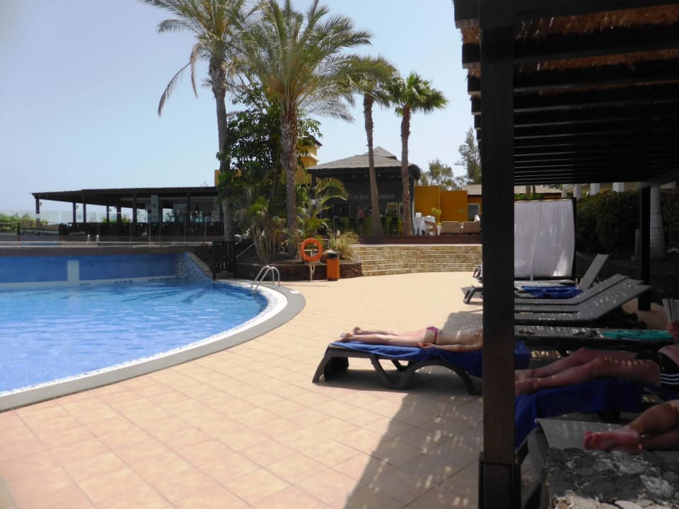 Poolanlage von Pool aus Occidental Jandía Royal Level - Adults only