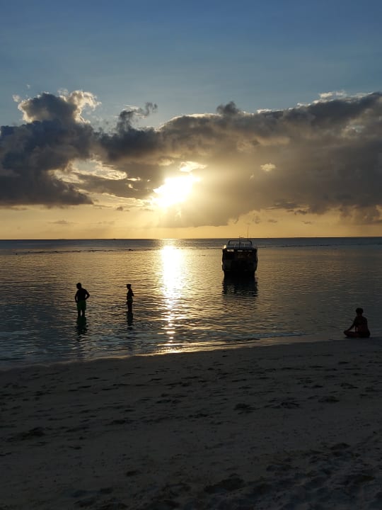 Strand Embudu Village