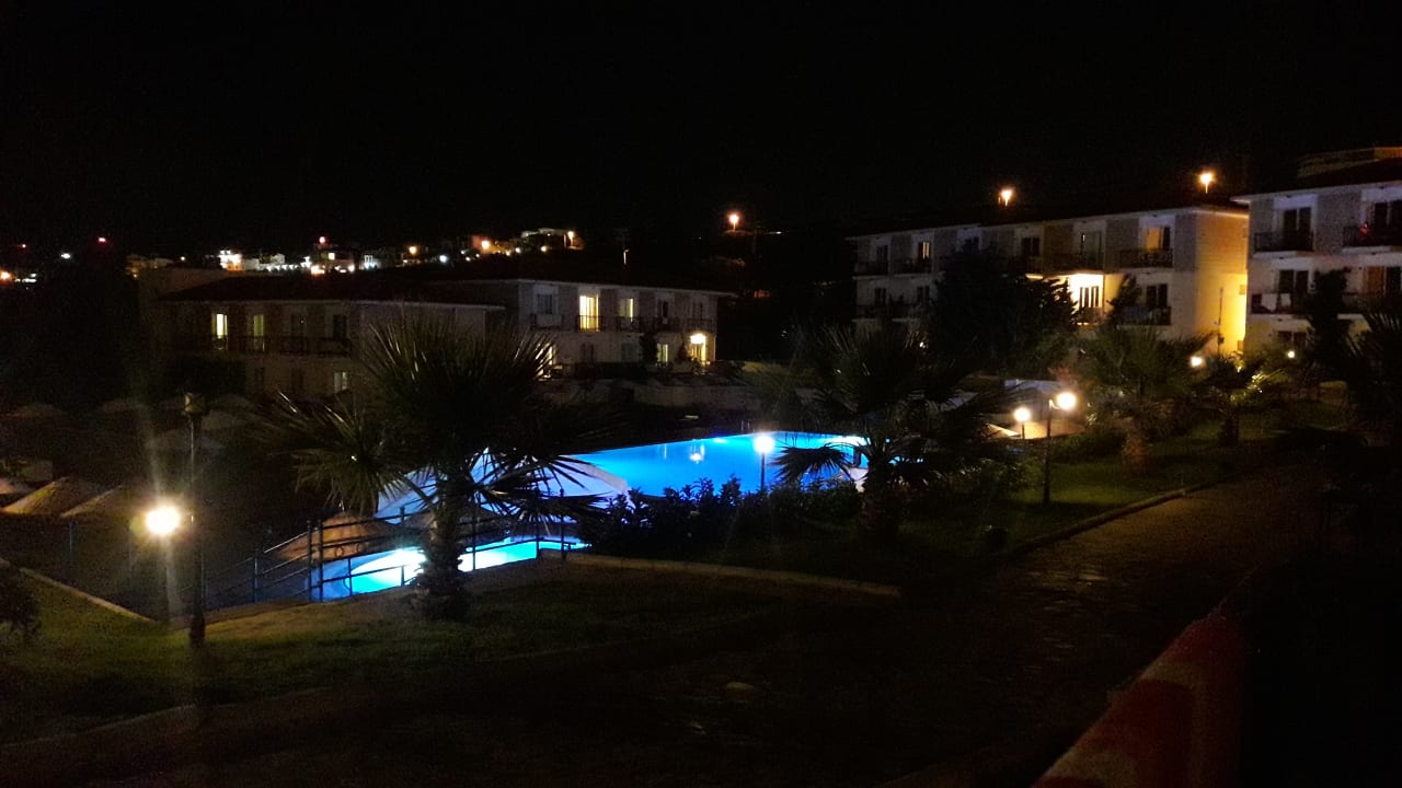 Pool Club Resort Atlantis