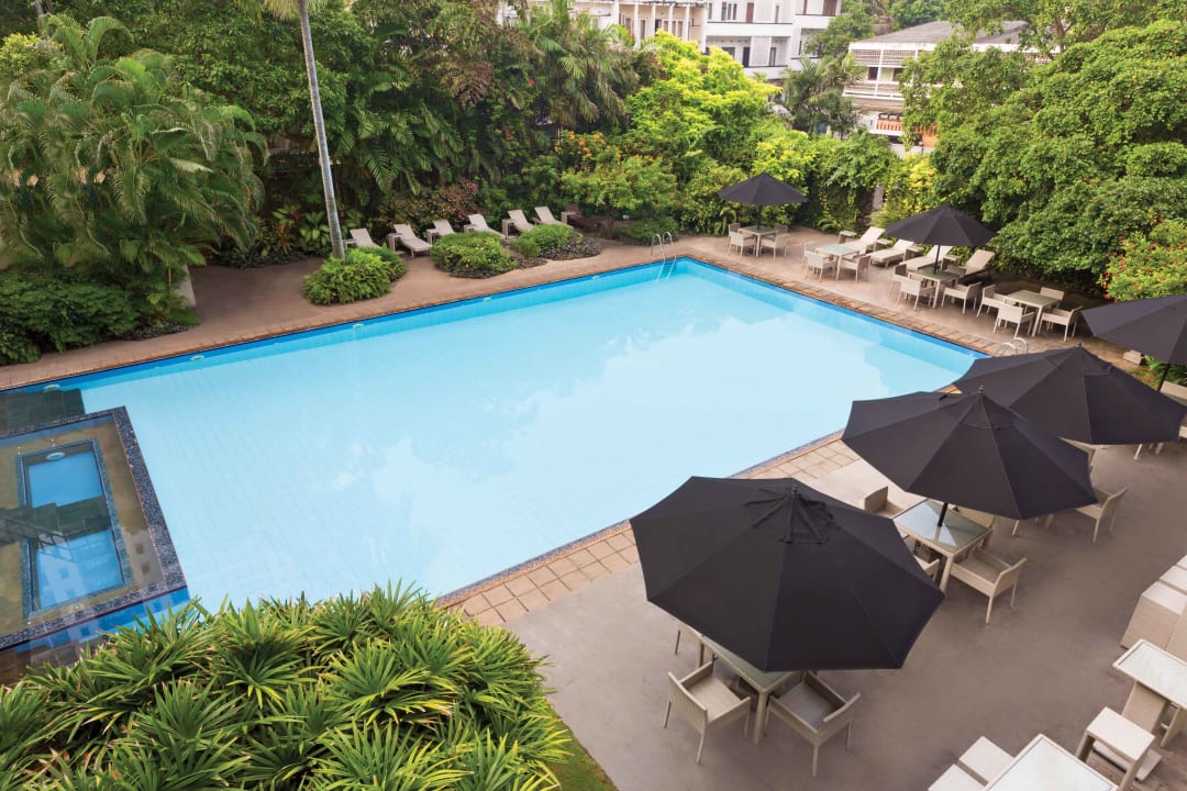 Pool Ramada by Wyndham Colombo