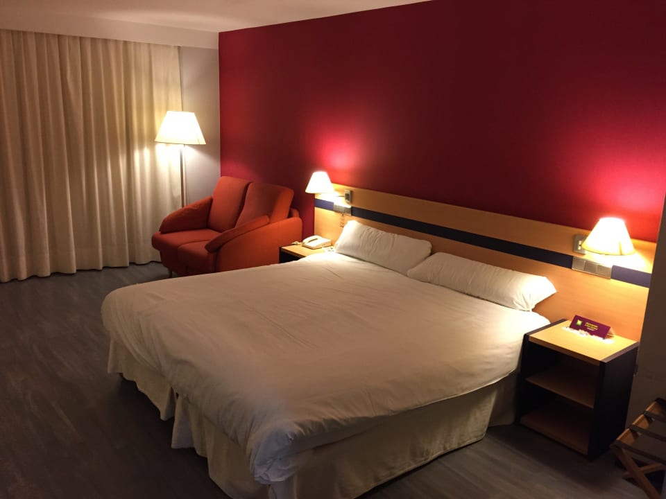 Bett ibis Styles Hotel Ramiro I