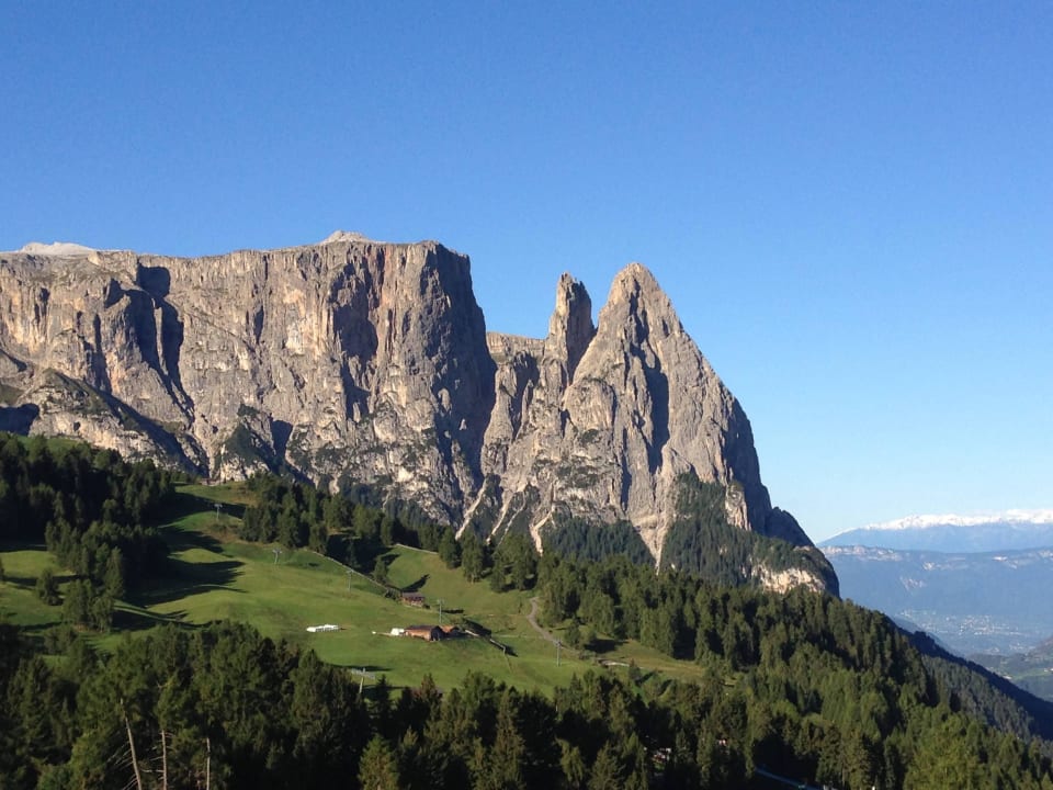 Ausblick vom Zimmerbalkon Berghotel Zorzi