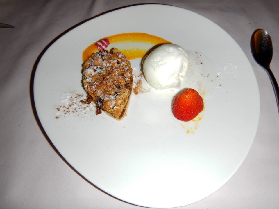 Moonlight Restaurant Princess Andriana Resort & Spa