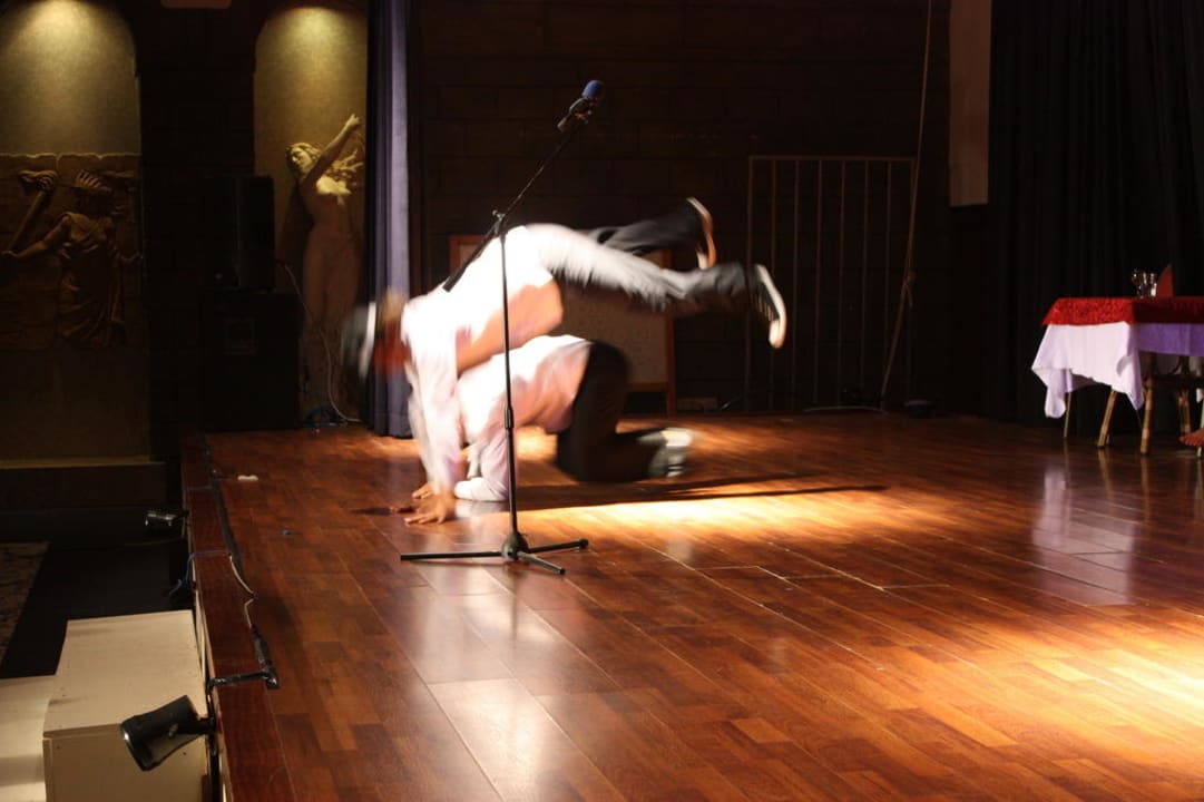 MTV Show 09-10-2010 Trendy Aspendos Beach Hotel