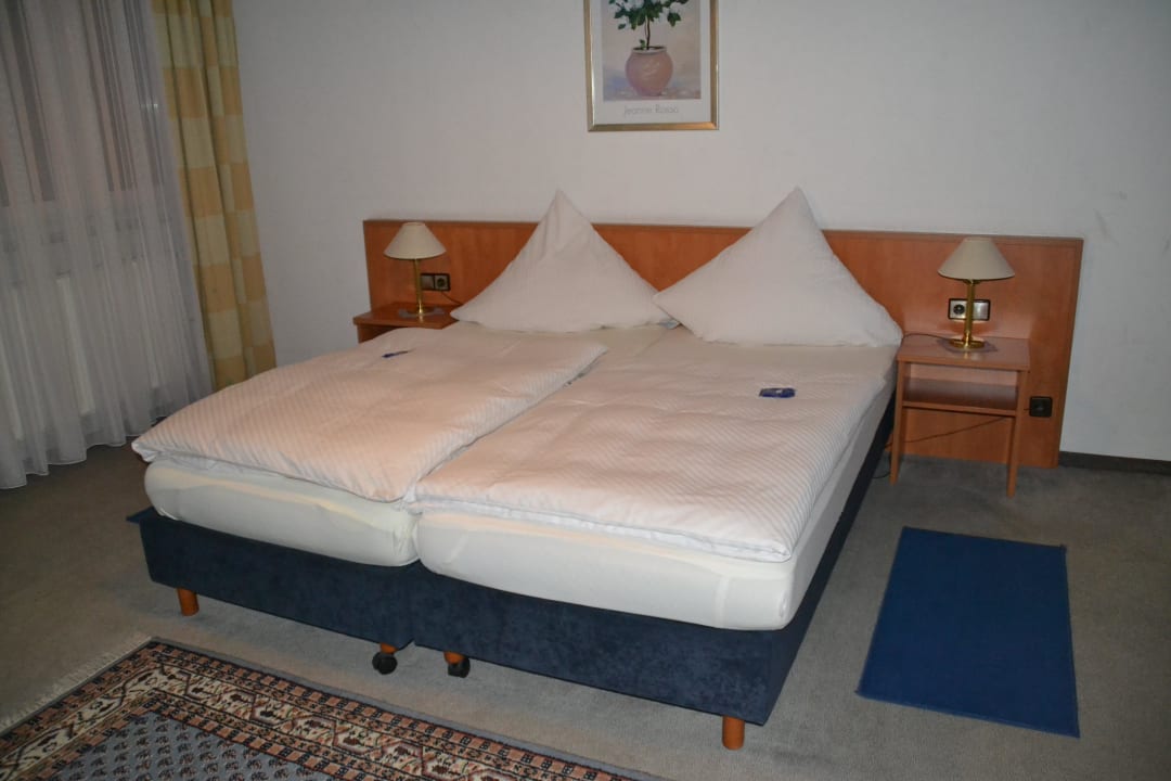 Sehr geräumiges Doppelzimmer Hotel Klein