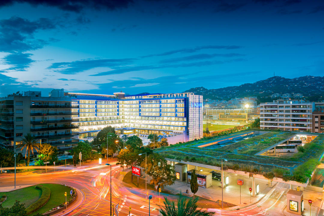 Außenansicht L’Azure Hotel