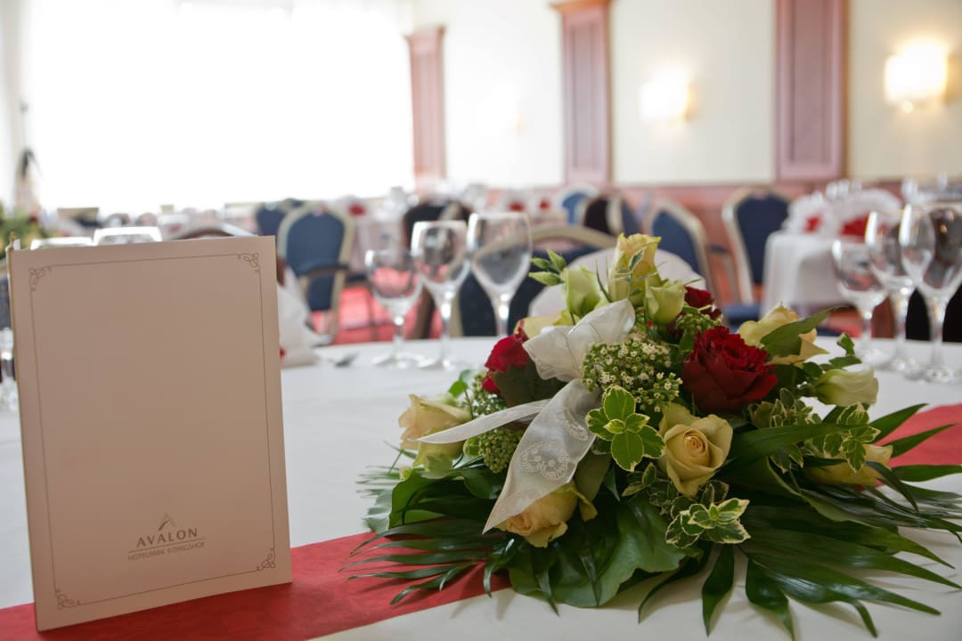 Hochzeitsfeier Avalon Hotelpark Königshof